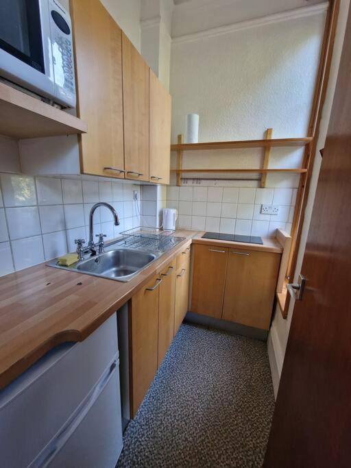 Bright Well Located Studio Flat Londres Extérieur photo